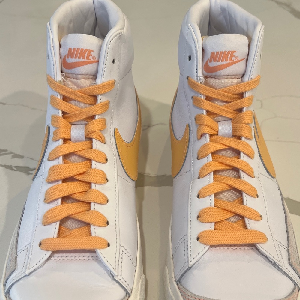Nike Blazer Mid 77 White Peach Cream Sail Sneaker FD0287 100 Womens Sz 7.5 - Picture 5 of 15